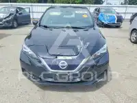 2018 Nissan LEAF photo