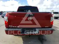 2018 Nissan TITAN фото