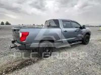 2018 Nissan TITAN photo