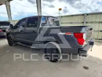 2018 Nissan TITAN фото