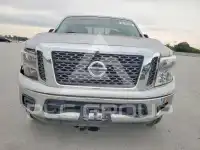 2018 Nissan TITAN фото