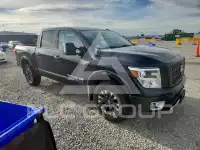 2018 Nissan TITAN фото