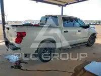 2018 Nissan TITAN фото