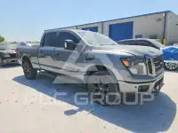 2018 Nissan TITAN фото