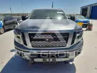 2018 Nissan TITAN фото