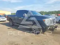 2018 Nissan TITAN фото