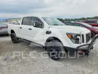 2018 Nissan TITAN фото