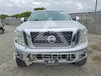 2018 Nissan TITAN фото