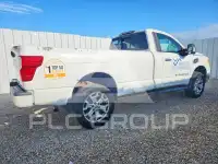 2018 Nissan TITAN фото