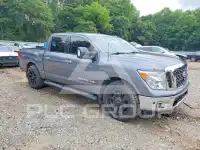 2018 Nissan TITAN фото
