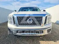 2018 Nissan TITAN фото