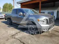 2018 Nissan TITAN фото