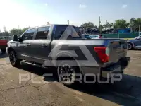 2018 Nissan TITAN фото