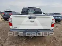 2018 Nissan TITAN фото