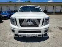 2018 Nissan TITAN фото