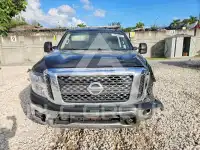 2018 Nissan TITAN фото