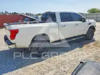 2018 Nissan TITAN фото