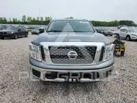 2018 Nissan TITAN фото