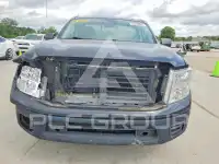 2018 Nissan TITAN фото