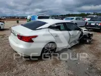 2018 Nissan MAXIMA photo