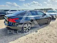 2018 Nissan MAXIMA photo