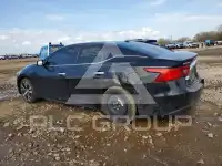 2018 Nissan MAXIMA photo