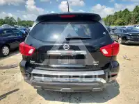 2018 Nissan PATHFINDER photo