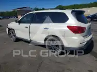 2018 Nissan PATHFINDER photo