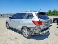2018 Nissan PATHFINDER photo