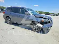 2018 Nissan PATHFINDER photo