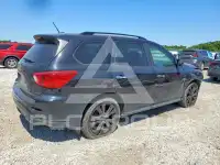 2018 Nissan PATHFINDER photo