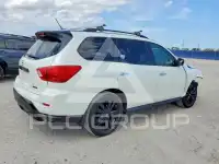 2018 Nissan PATHFINDER photo