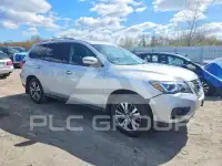 2018 Nissan PATHFINDER photo