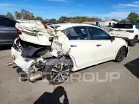 2018 Nissan ALTIMA photo