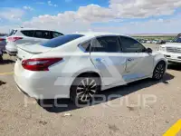 2018 Nissan ALTIMA photo