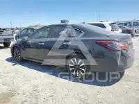2018 Nissan ALTIMA photo