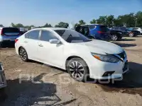 2018 Nissan ALTIMA фото