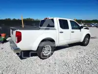 2018 Nissan FRONTIER photo