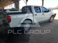 2018 Nissan FRONTIER photo