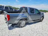 2018 Nissan FRONTIER photo