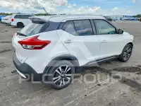 2018 Nissan KICKS photo