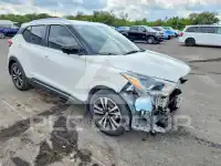 2018 Nissan KICKS photo