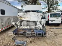 2018 Nissan NV photo