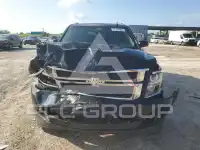 2018 Chevrolet Suburan photo