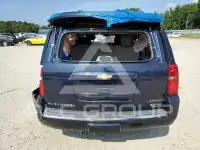 2018 Chevrolet Suburan photo