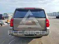 2018 Chevrolet Suburan photo