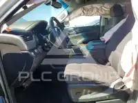 2018 Chevrolet Suburan фото