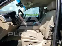 2018 Chevrolet Suburan фото