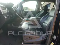 2018 Chevrolet Suburan фото