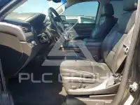 2018 Chevrolet Suburan фото